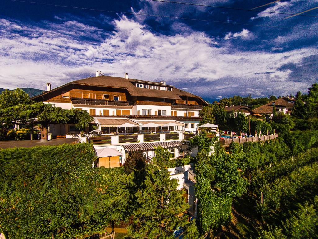 Hotel Waldhof Cornaiano Exterior photo